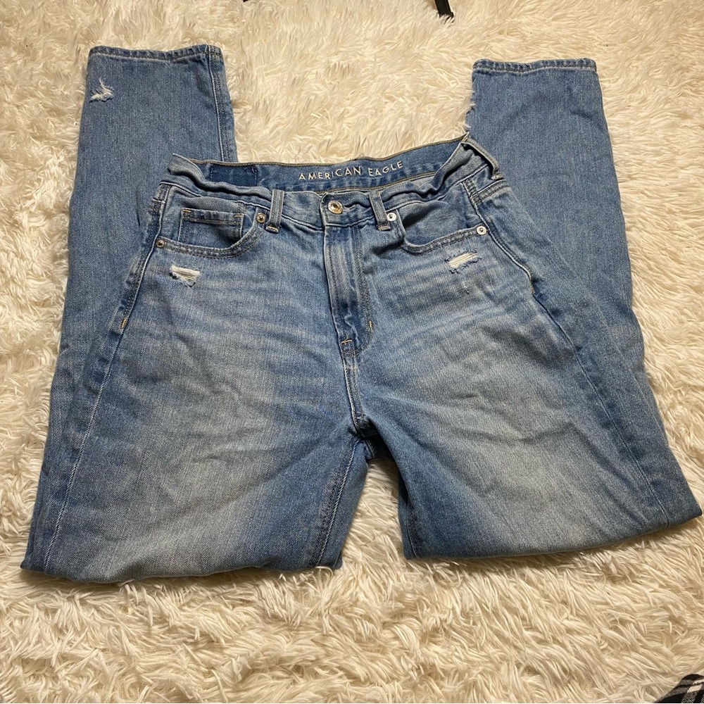 American Eagle mom jeans